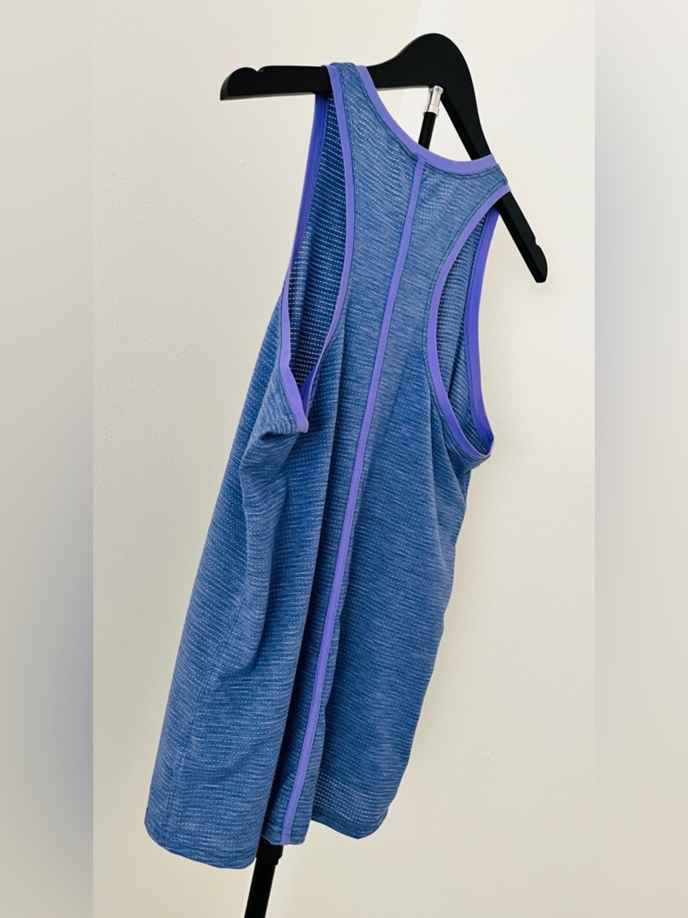 💙 Athletic Works Blue Knit Racerback Workout Tank | Medium - Picture 4 of 11